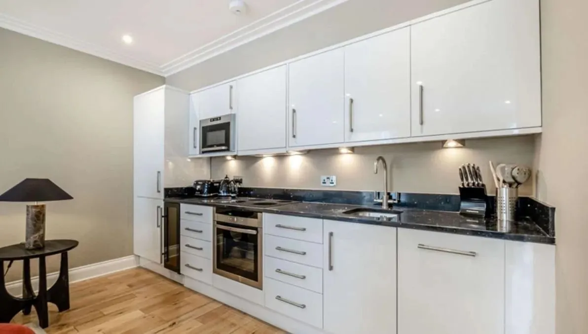 Modern and fully equipped kitchen in Three Falcons serviced apartment